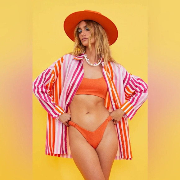 Beach Riot | Alexa Cotton Top in Sunset Stripes - Picture 1 of 8